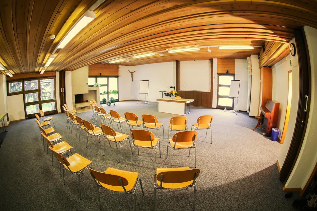 Hotel & Bildungshaus St. Jodern Visp Exterior photo