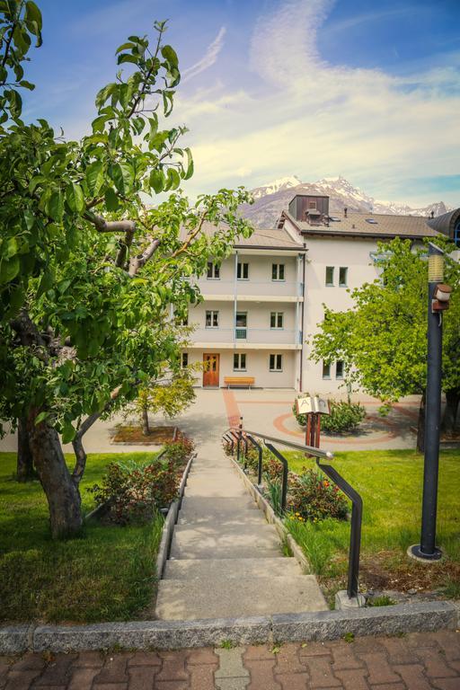 Hotel & Bildungshaus St. Jodern Visp Exterior photo